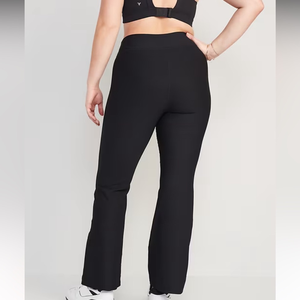 Old Navy extra high rise super flare go dry black leggings size 2x - Picture 2 of 6